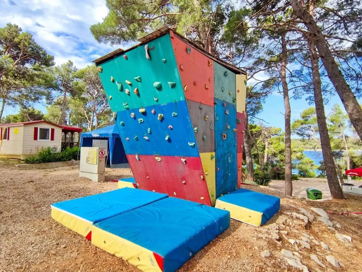 Campsite Sea View Lunesa By Vellaris, Luxury Mobile Home Mali Losinj
